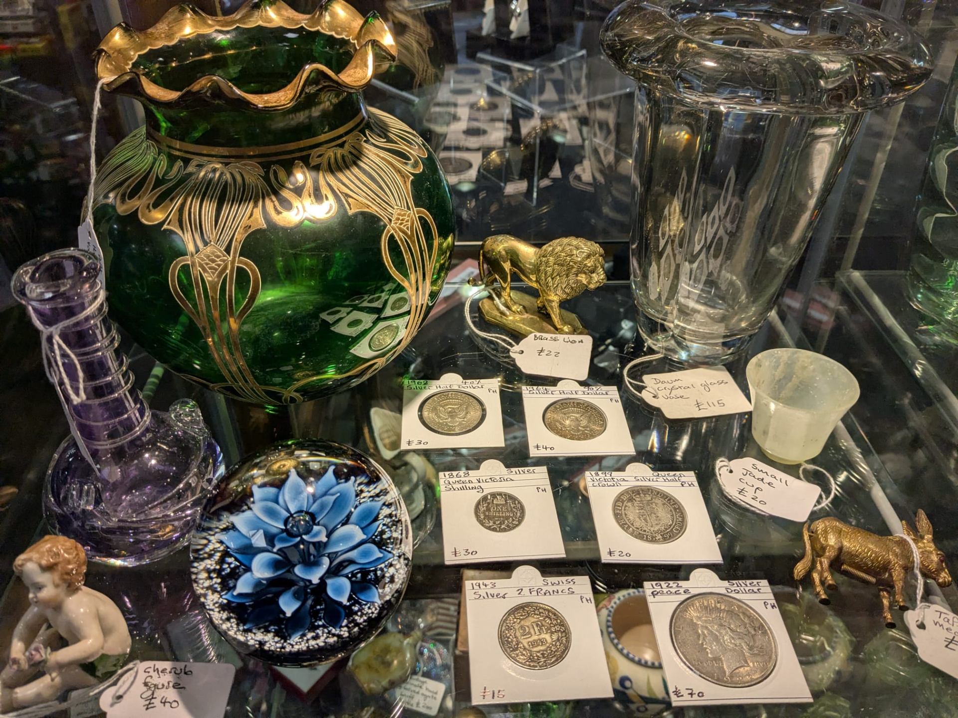 Antique market piece 3